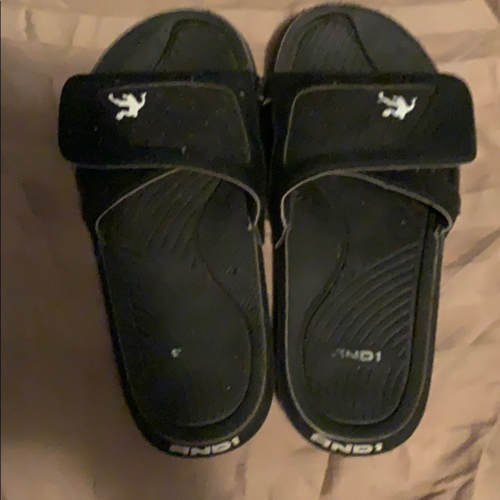 And1 sandals